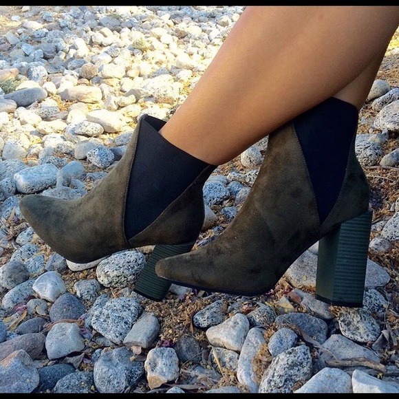 Cape Robbin Shoes - 🔴 LAST 1 ! 🎉Ankle Boots  4” Block High Heel